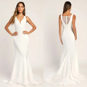 NWOT‎ Lulus Long-Lasting Love Ivory Lace V-Neck Mermaid Dress